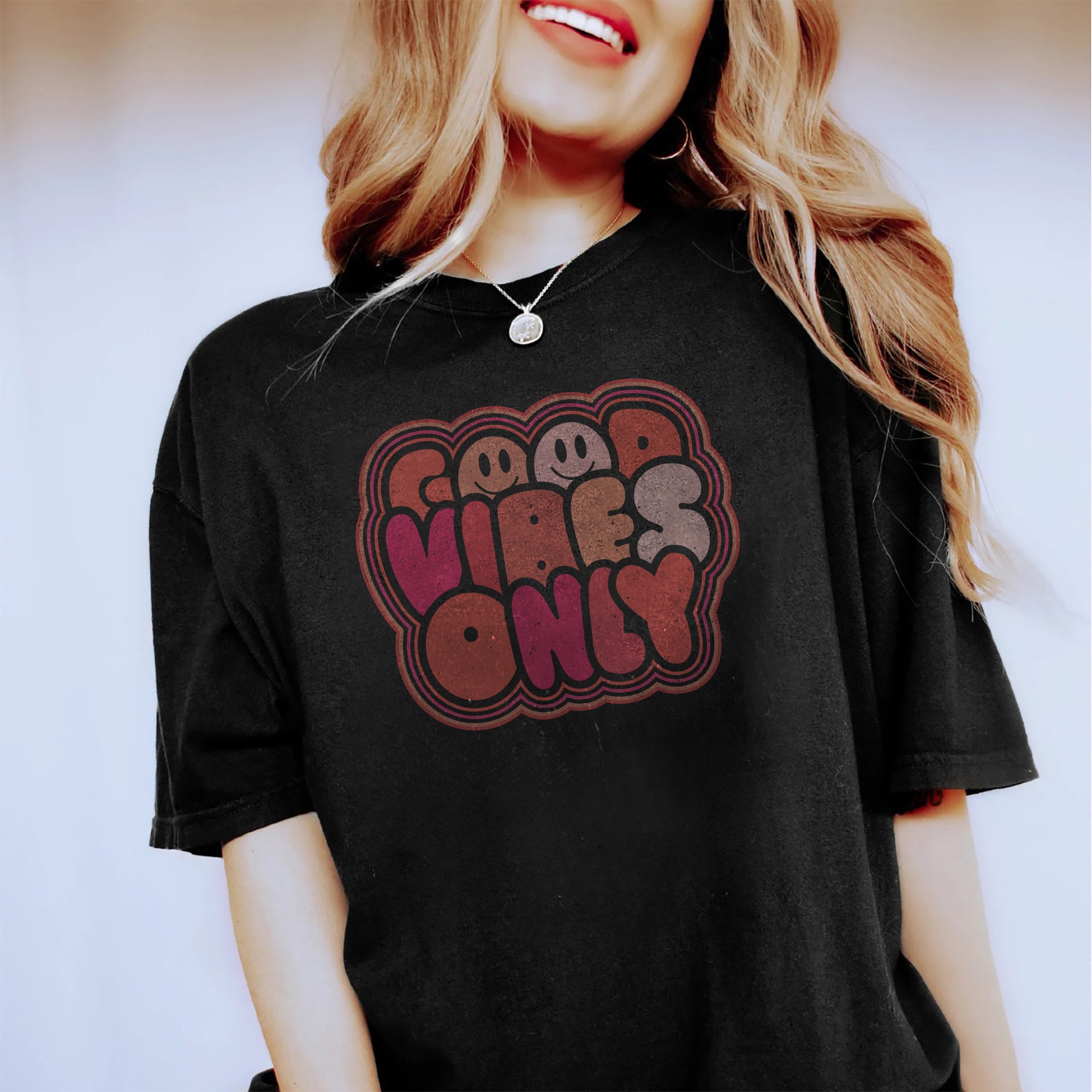 Good Vibes Only Oversized Shirt Garment-Dyed Graphic Tee