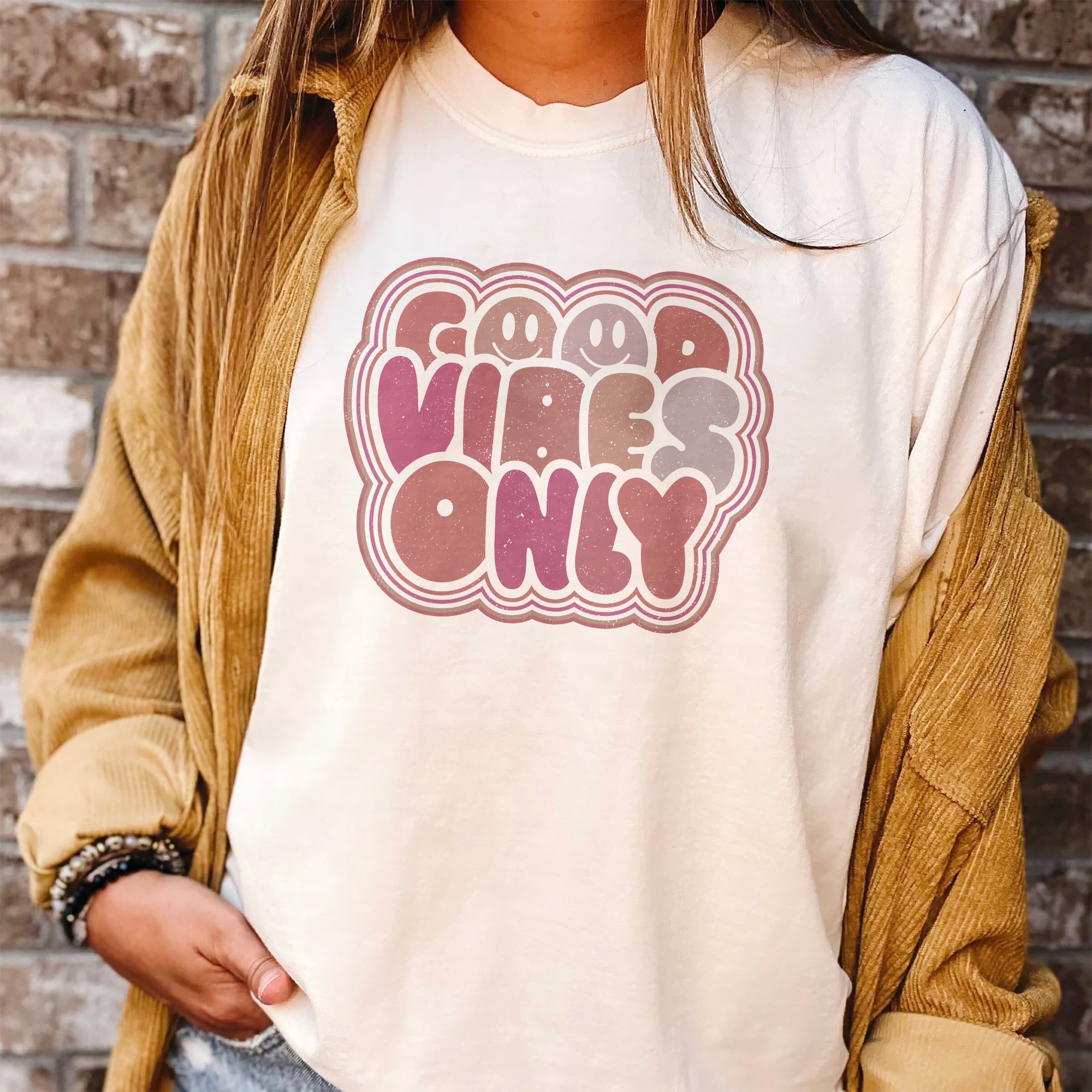 Good Vibes Only Oversized Shirt Garment-Dyed Graphic Tee