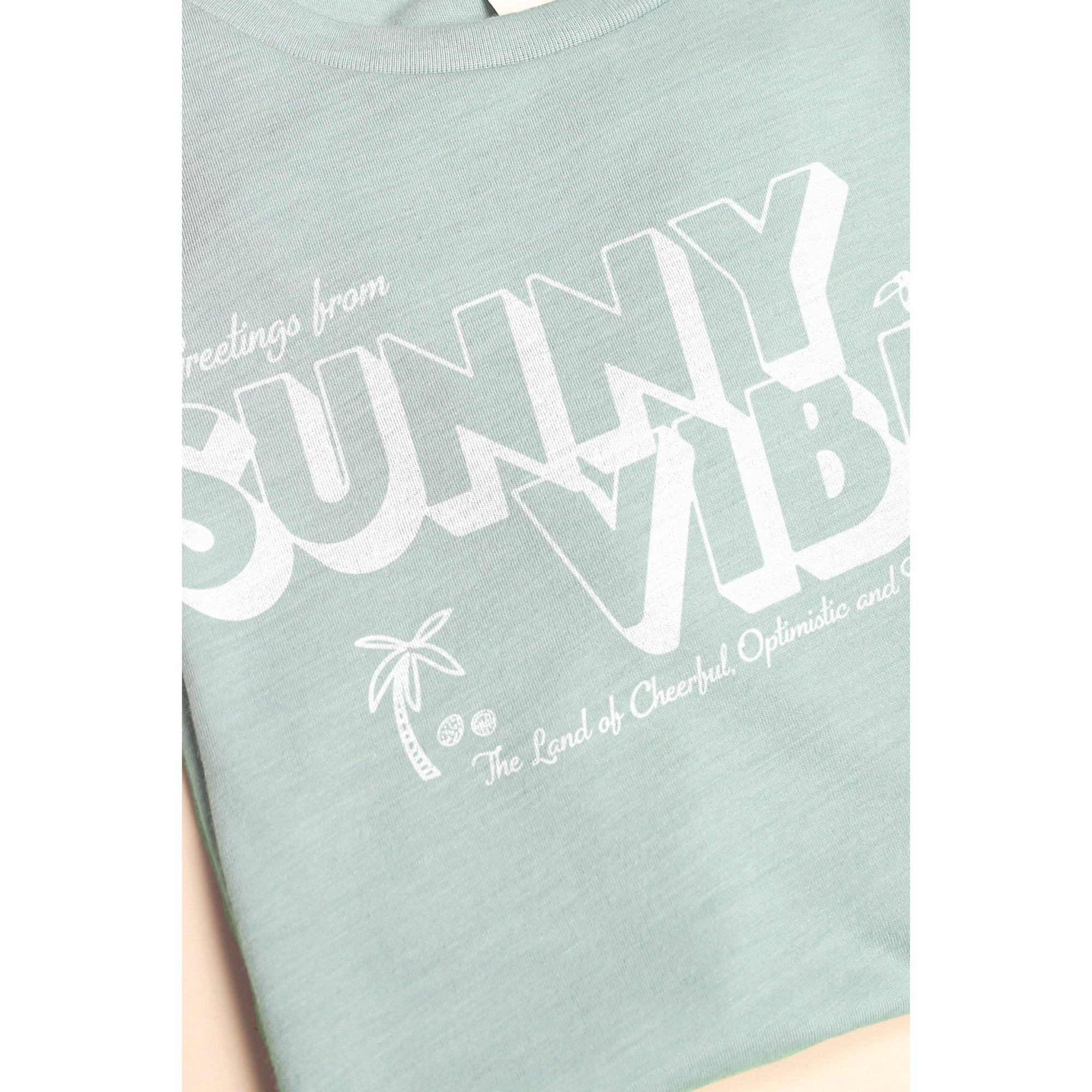 Sunny Vibes - thread tank | Stories you can wear.