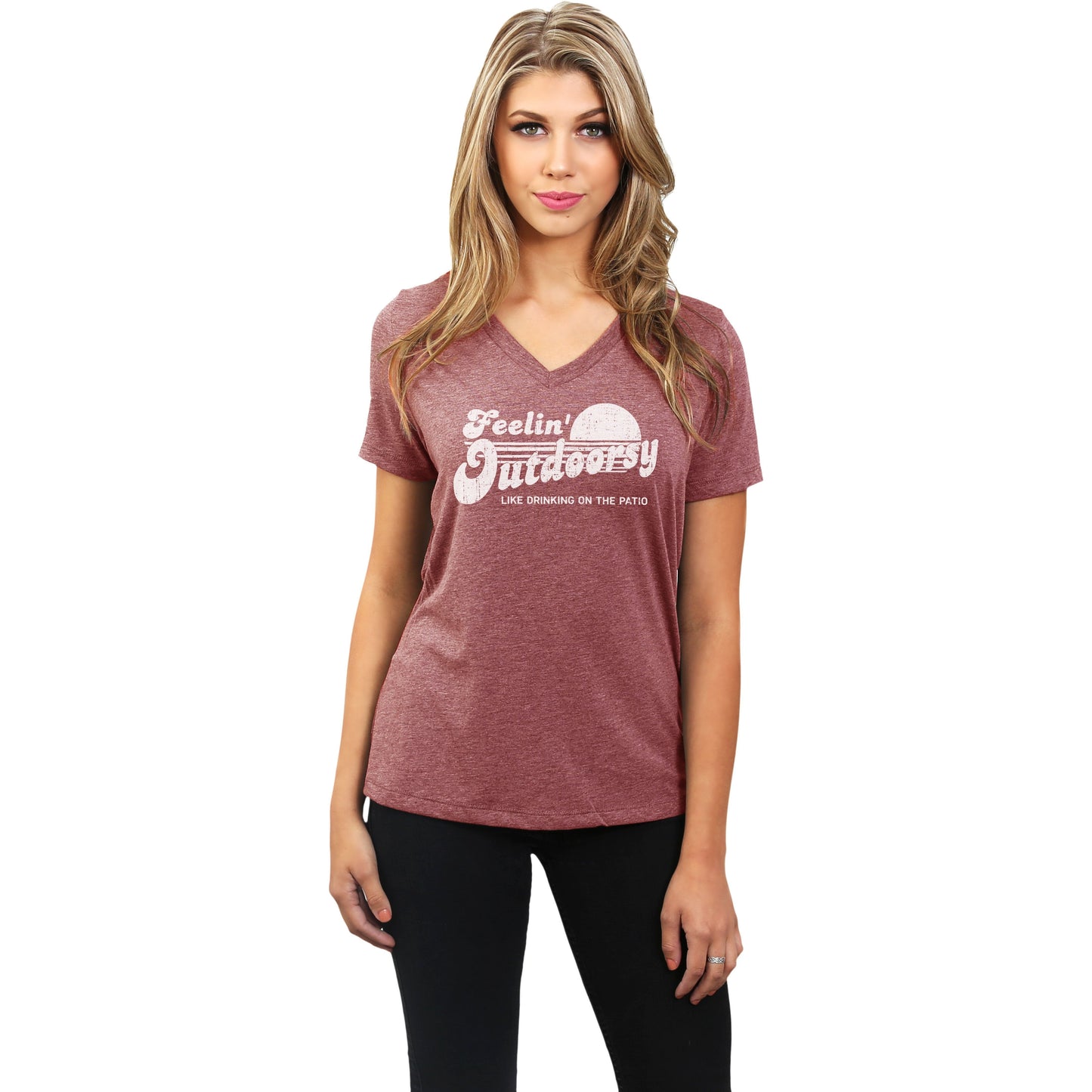 Feelin Outdoorsy Like Drinking On The Patio Women's Relaxed Crewneck T-Shirt Top Tee Heather Rouge Model
