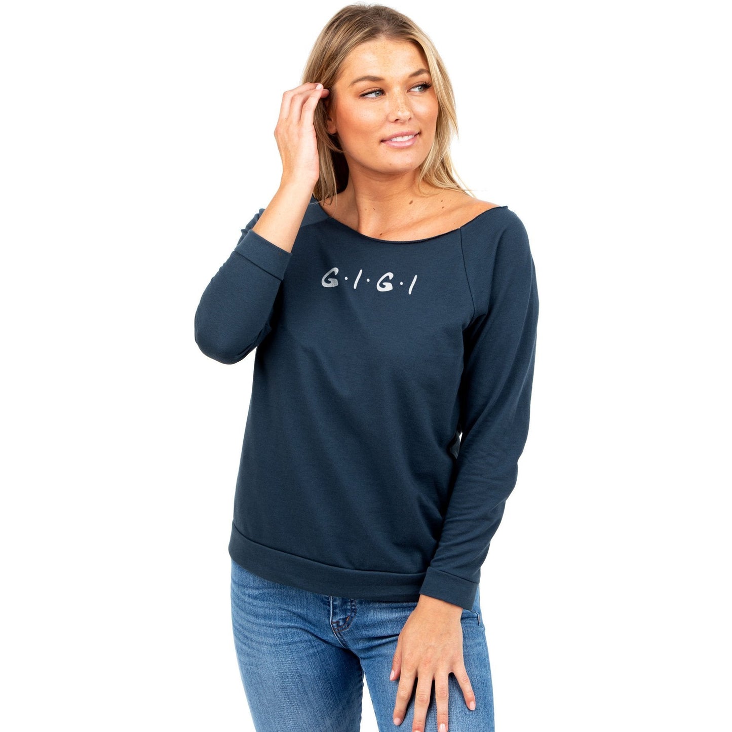 Gigi Friends Women's Graphic Printed Lightweight Slouchy 3/4 Sleeves Sweatshirt Navy Model